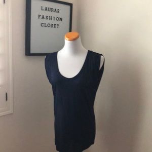 Gap blue sleeveless top xs